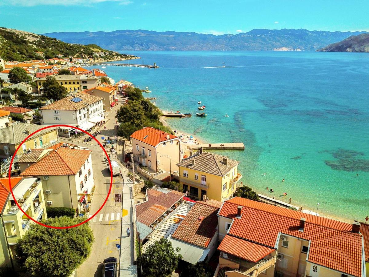 Apartments Marin With Sea View Baska  Bagian luar foto